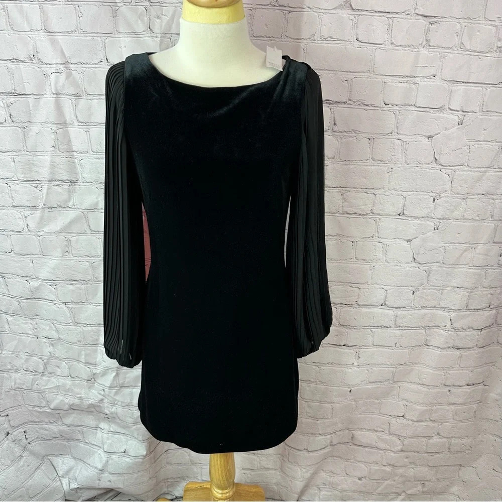 white house black market velvet mini dress sz 2 long sleeve pleated sleeves